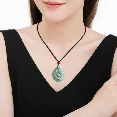 Buddha Stones Natural Jade Kalanchoe blossfeldiana Flower Pattern Luck Necklace Pendant Necklaces & Pendants BS 6