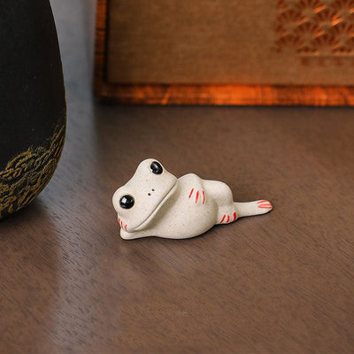 Buddha Stones Mini Small Praying Frog Ceramic Wealth Prosperity Home Tea Pet Figurine Decoration Decorations BS Resting Little Frog 6.5*2.2*3.2cm