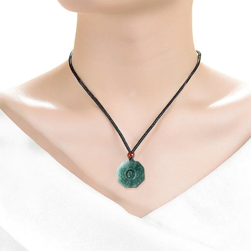 Foviel Natürliche Jade FengShui Bagua Yin Yang Wohlstand Halskette Anhänger