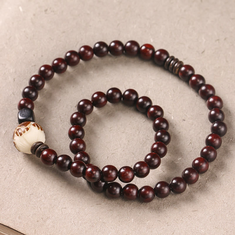 Bracelet double tour de protection Foviel en bois de santal rouge à petites feuilles et graines de Bodhi sculptées en forme de lotus