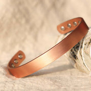 Foviel Vintage Muster magnetische Kupfer verstellbare Manschettenarmband-Anhänger
