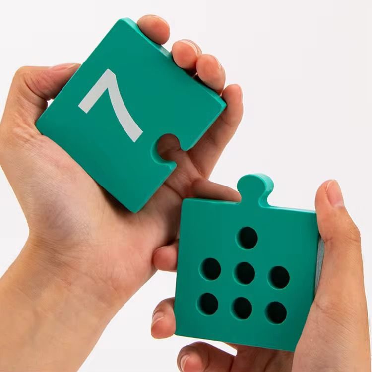 Casse-tête à chevilles – Jeu de chiffres en bois et jeu de mathématiques de motricité fine