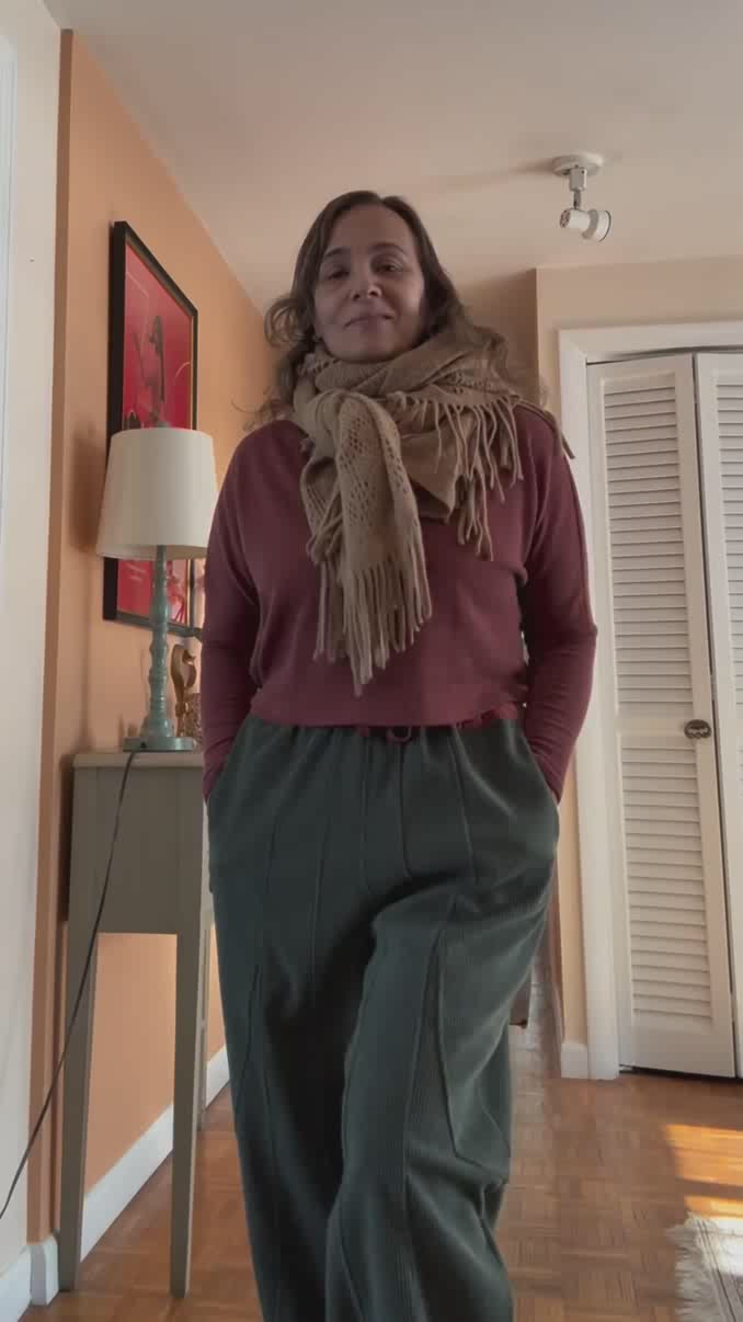 Load video: Foviel Color Contrast Corduroy Cotton Women's Thermal Fleece-Lined Harem Pants With Pockets