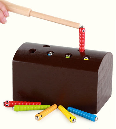 Fidtoy Wooden Insect Catcher Toy – Magnetic Fine Motor Game for Kids 3+