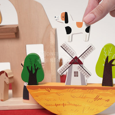 Fidtoy Traveling Farm Play Set for Toddlers – Portable Pretend Play Toy with 16 Wooden Animals Age 2+